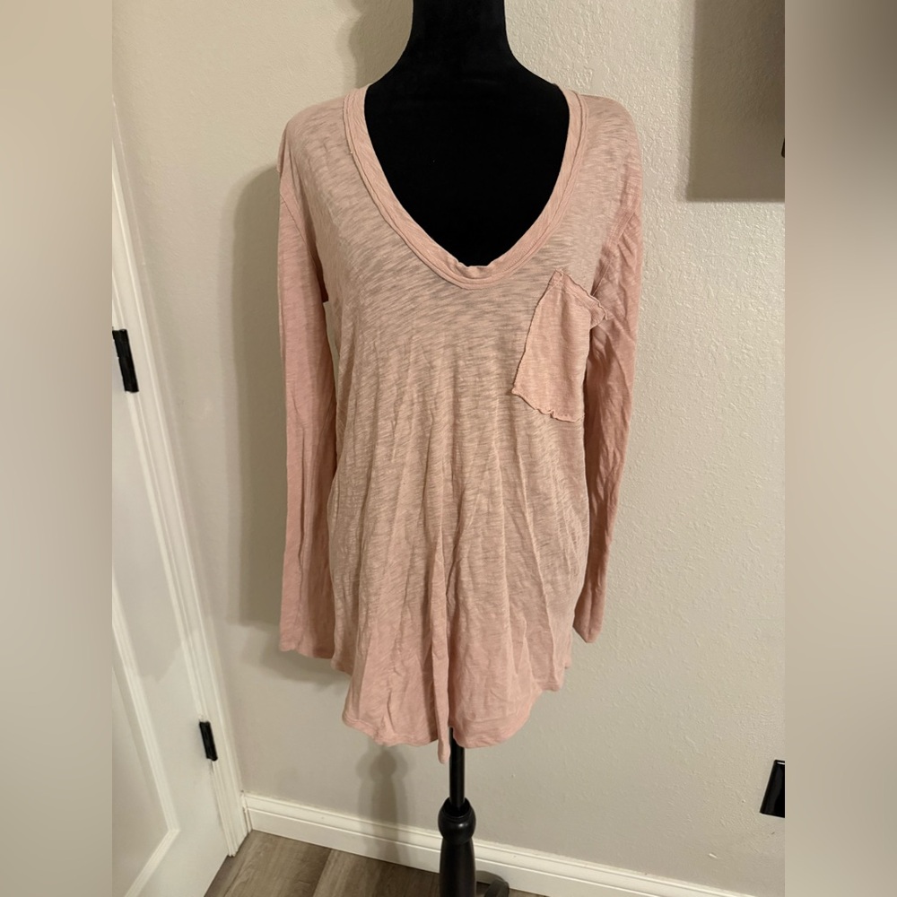 We The Free Pale Blush Long Sleeve V-Neck Pocket Tee